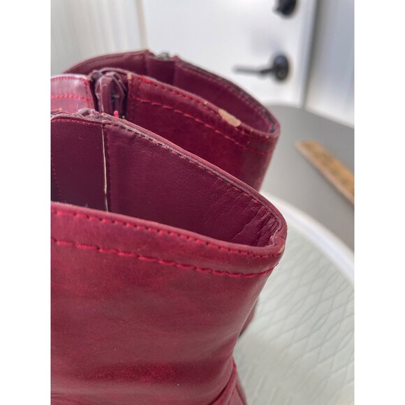 Chicos Giselle Ankle Boots Size 8 Red Faux Leather Plaid Lining Western Rodeo - Picture 9 of 9